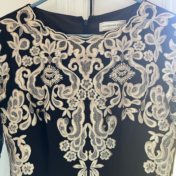 KATHERINE KELLY BLACK & GOLD EMBROIDERED DETAILING DRESS - SZ 4 - Picture 2 of 6
